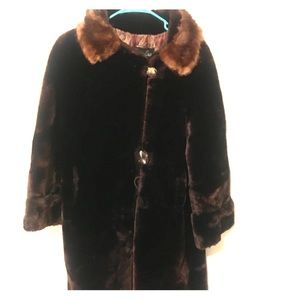 Women’s mouton and mink fur coat.